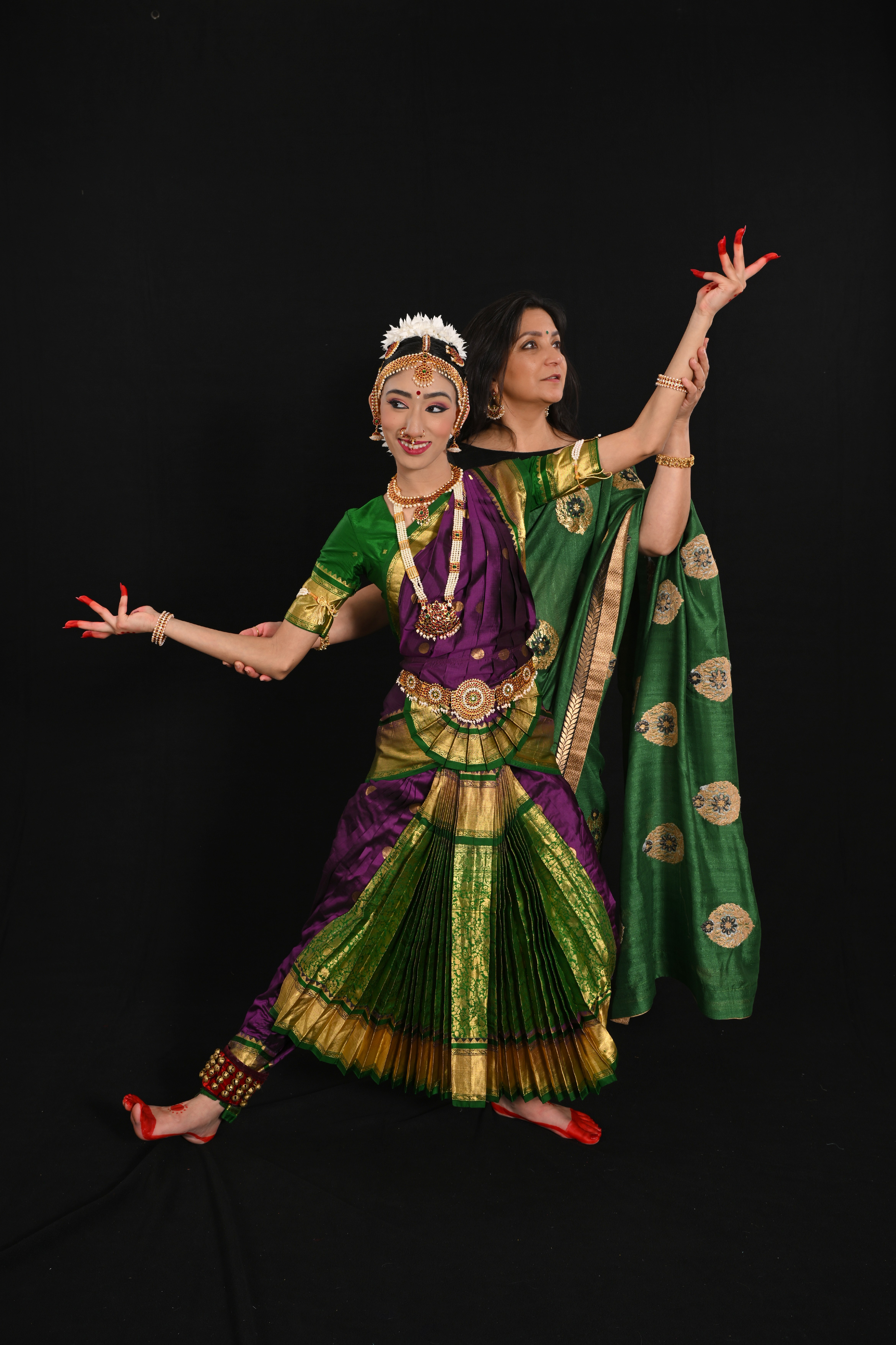 Guru guiding Aarna